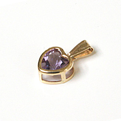 Guld vedh�ng med Hjerte i Ametyst 13mm uk�de (2942)