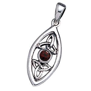 Vedhæng med Triquetra - Treenighedssymbolet og Rød Granat - 32mm - u/kæde